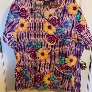 Women’s Tafford scrub top